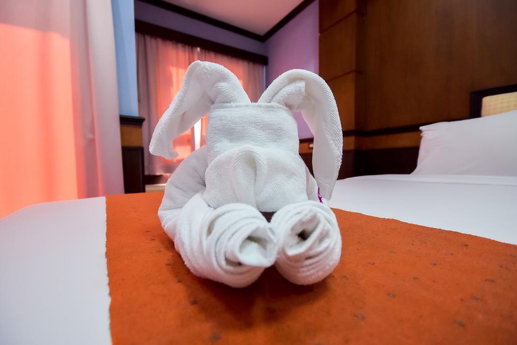 Season Palace Huahin Hotel Cha-Am Exterior photo