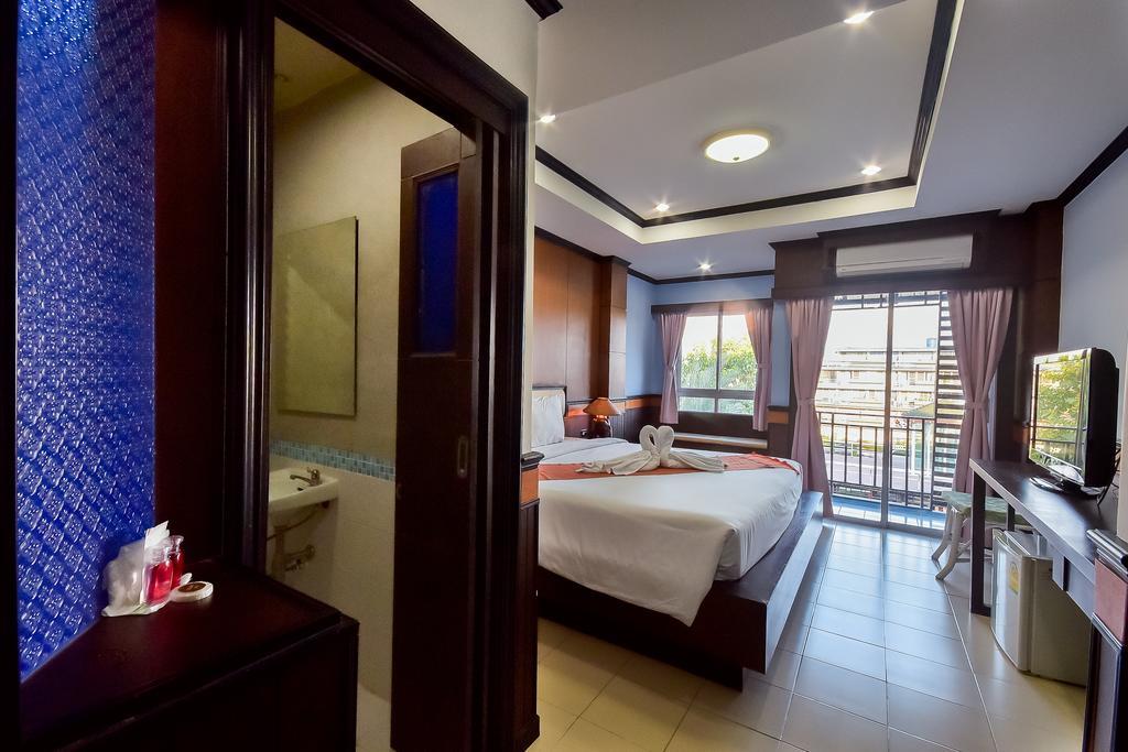 Season Palace Huahin Hotel Cha-Am Exterior photo