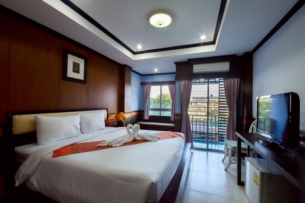 Season Palace Huahin Hotel Cha-Am Exterior photo