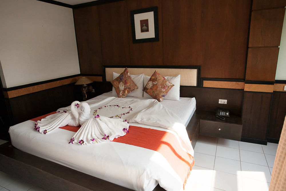 Season Palace Huahin Hotel Cha-Am Exterior photo
