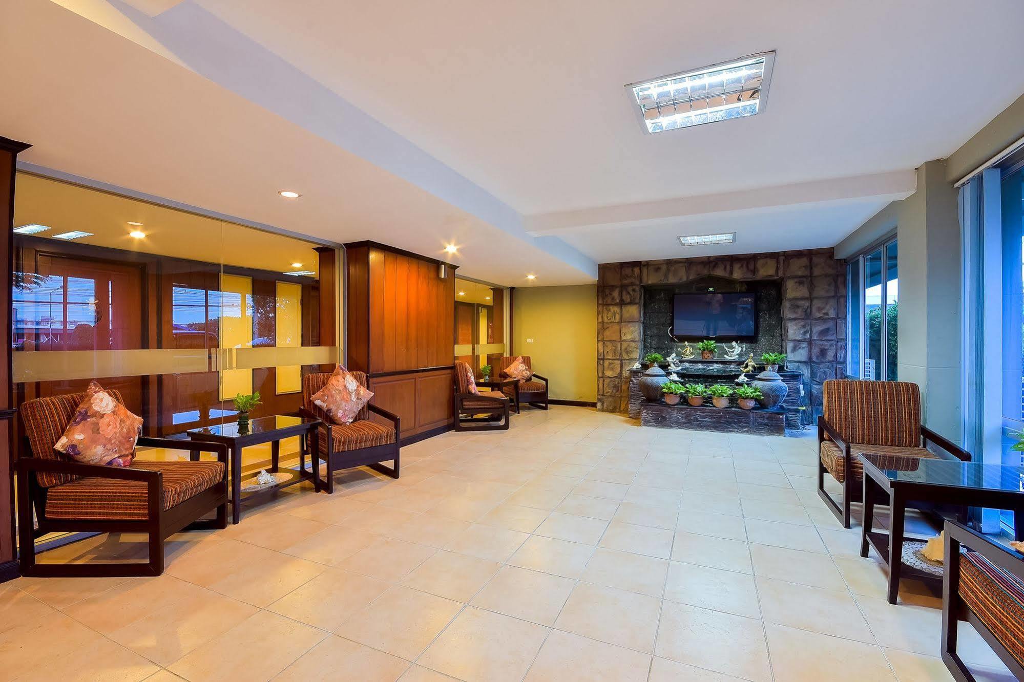 Season Palace Huahin Hotel Cha-Am Exterior photo