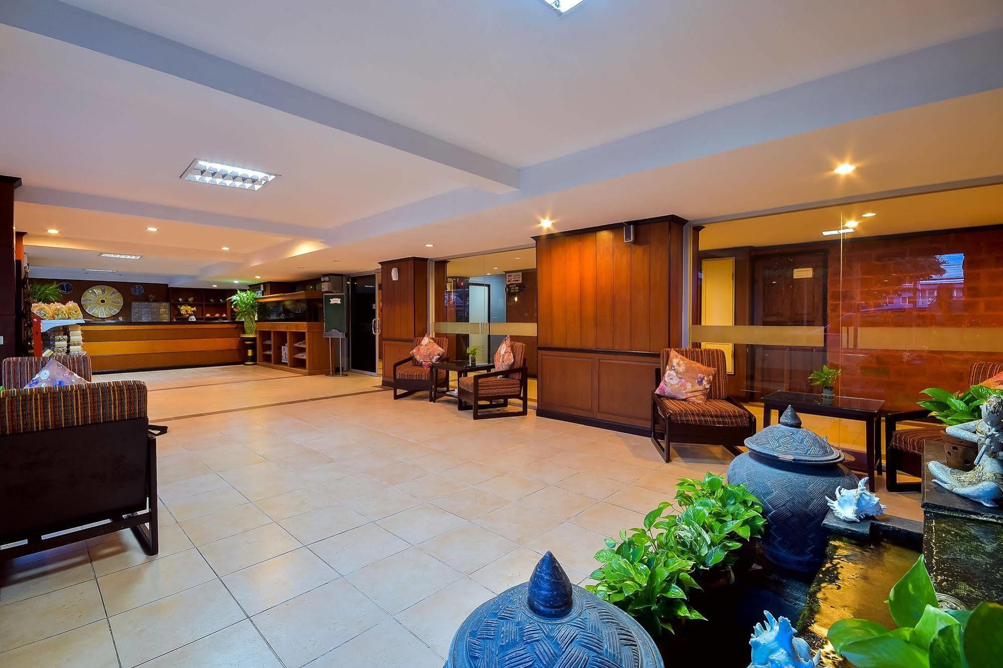 Season Palace Huahin Hotel Cha-Am Exterior photo