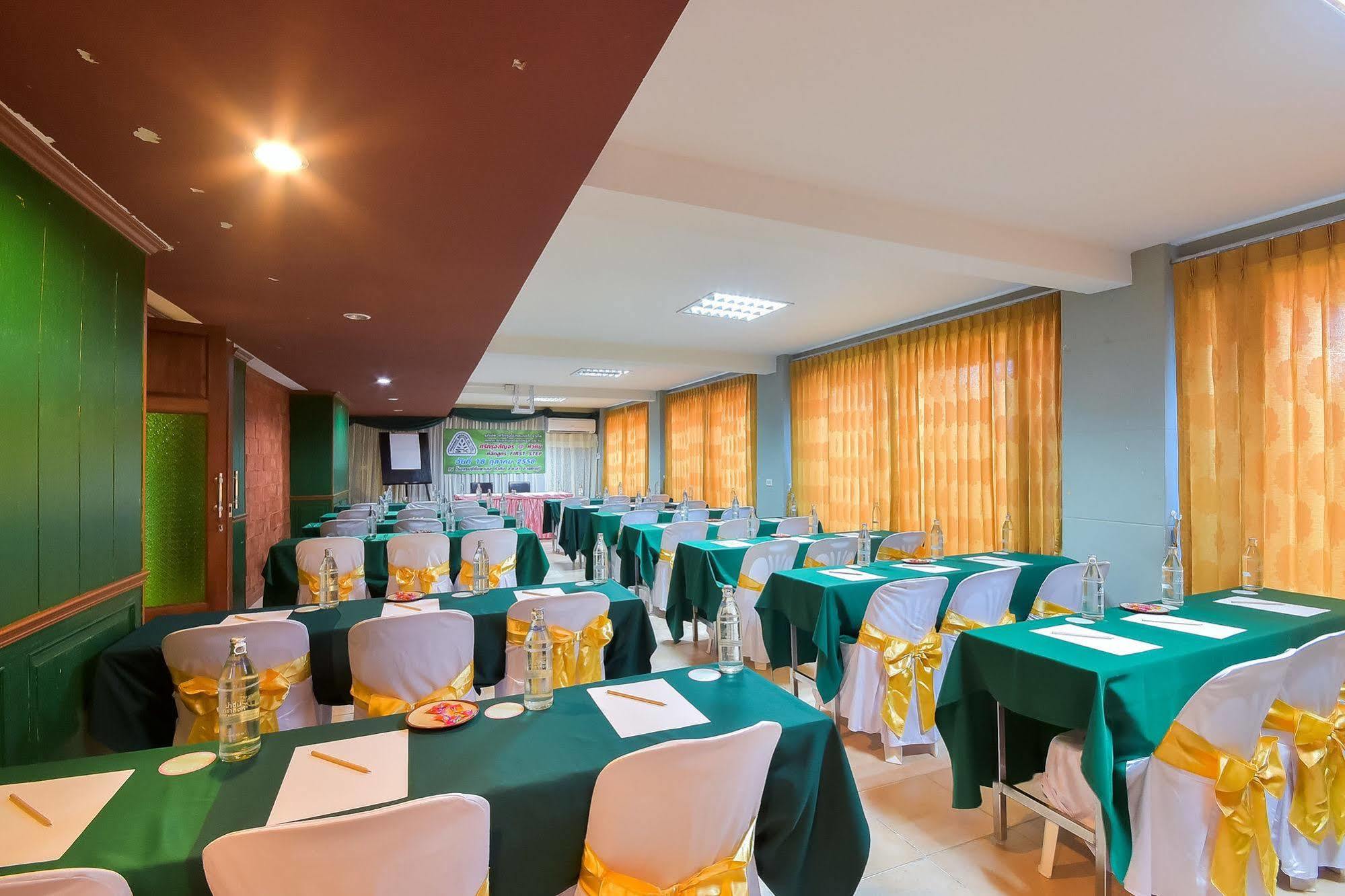 Season Palace Huahin Hotel Cha-Am Exterior photo